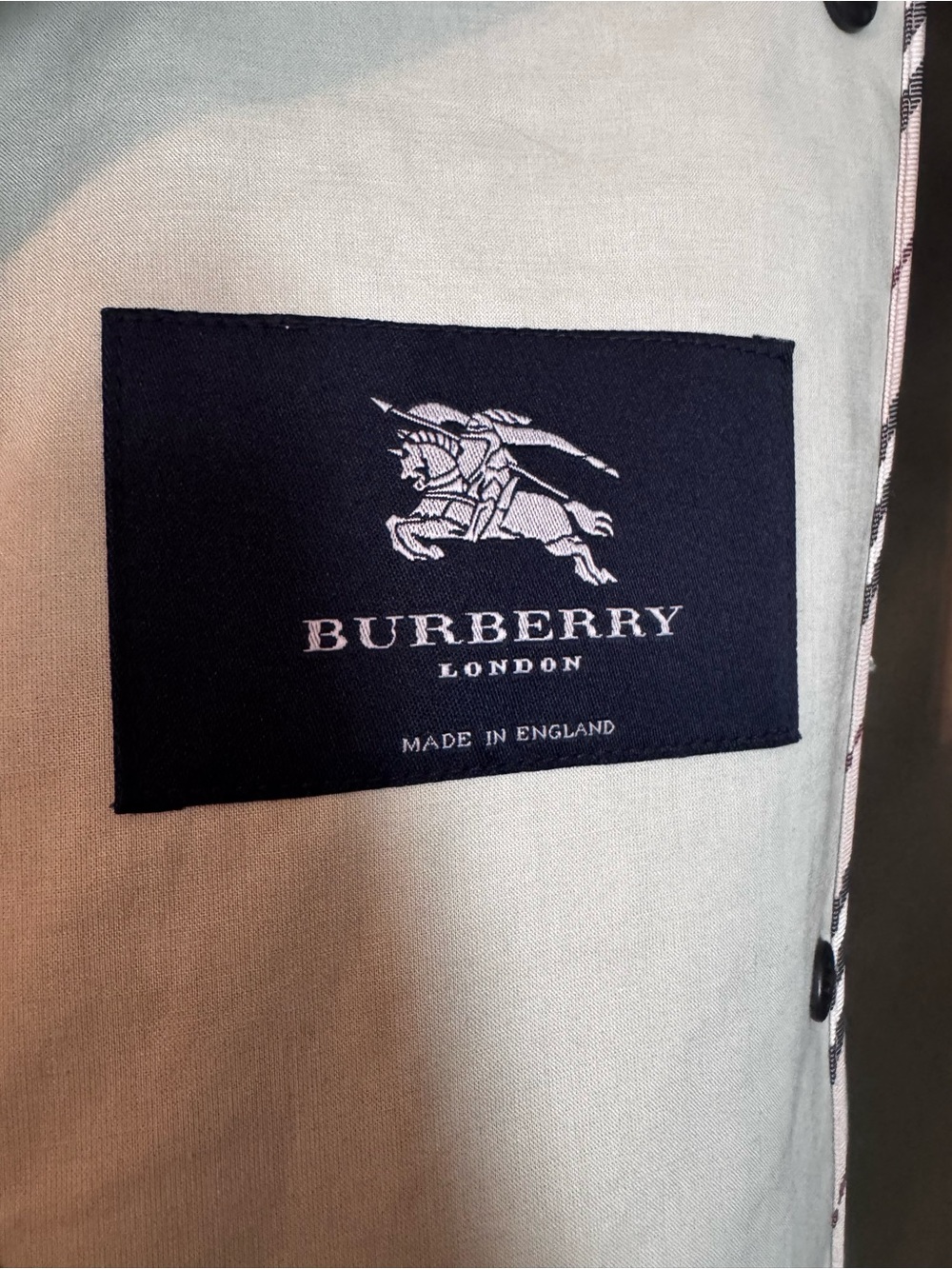 Burberry Cream Coat with Black Logo Patch - Picture 3 of 9